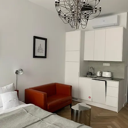 Mini Marcin 15 *